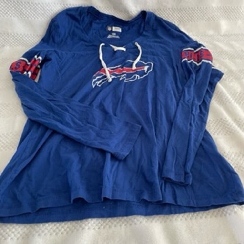 new NFL Buffalo Bills Long Sleeve size Large L